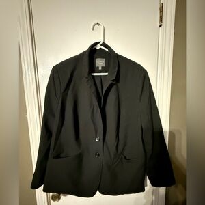 Women’s business jacket - size 18W- black
